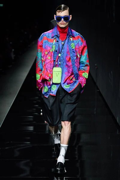 Look 46